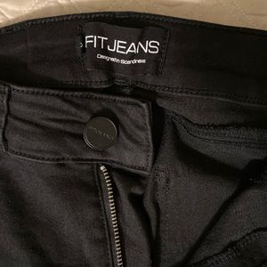 Black Fitjeans